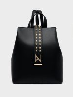 Studsole Black